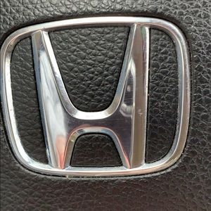 Meet your Posher, Carla